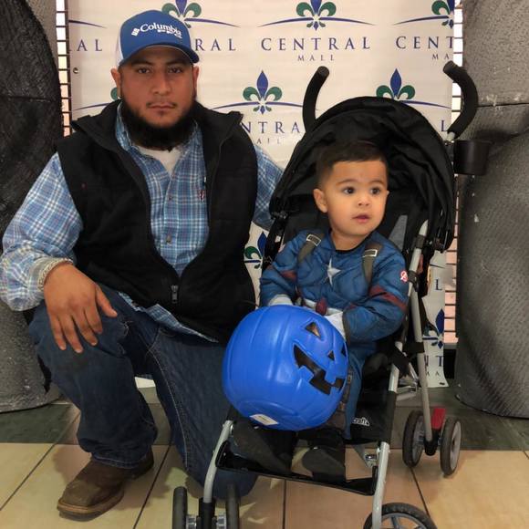 Meet your Posher, Reyes - Picture 1 of 1